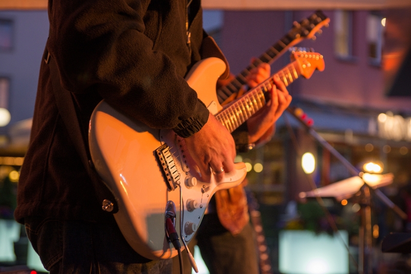 2014 05 16 18Strings 01650