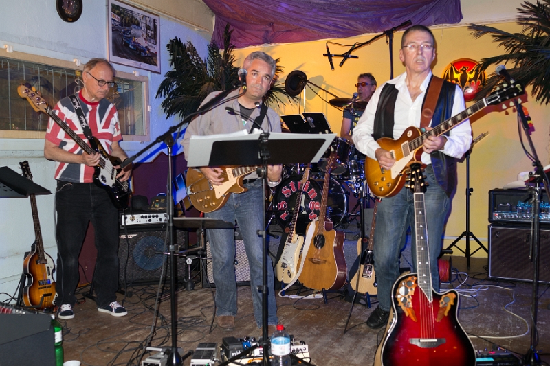 2014 11 22 WoeschOasis 01836