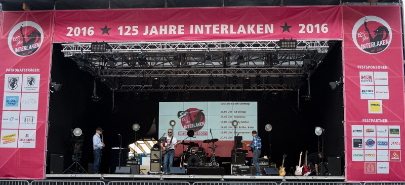 2016 08 21 18Strings InterlakenRocks DSC05616