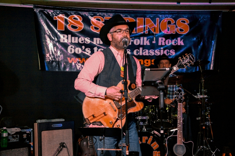 012 18Strings-20170602-Baronessa-9129