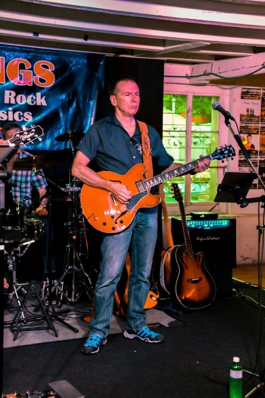 021 18Strings-20170602-Baronessa-9142