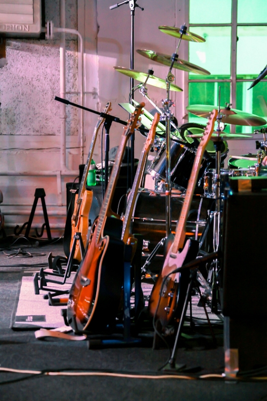 054 18Strings-20170602-Baronessa-9205