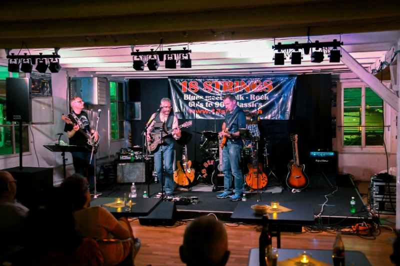 059 18Strings-20170602-Baronessa-9220
