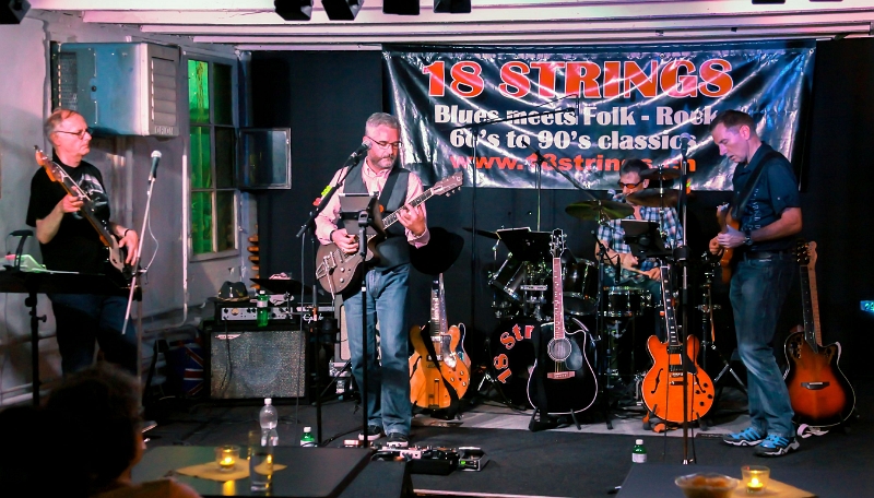 066 18Strings-20170602-Baronessa-9228