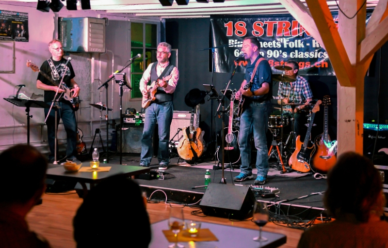 075 18Strings-20170602-Baronessa-9241