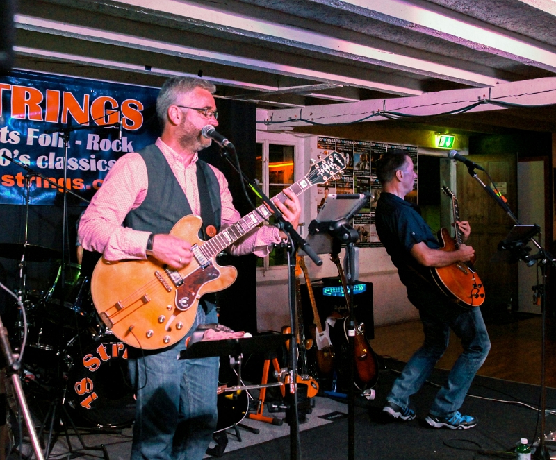 096 18Strings-20170602-Baronessa-9292