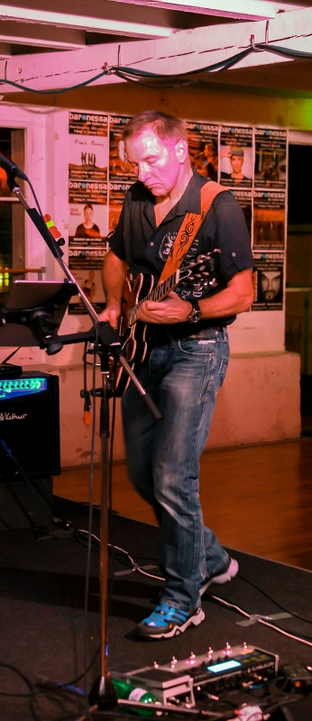 111 18Strings-20170602-Baronessa-9333