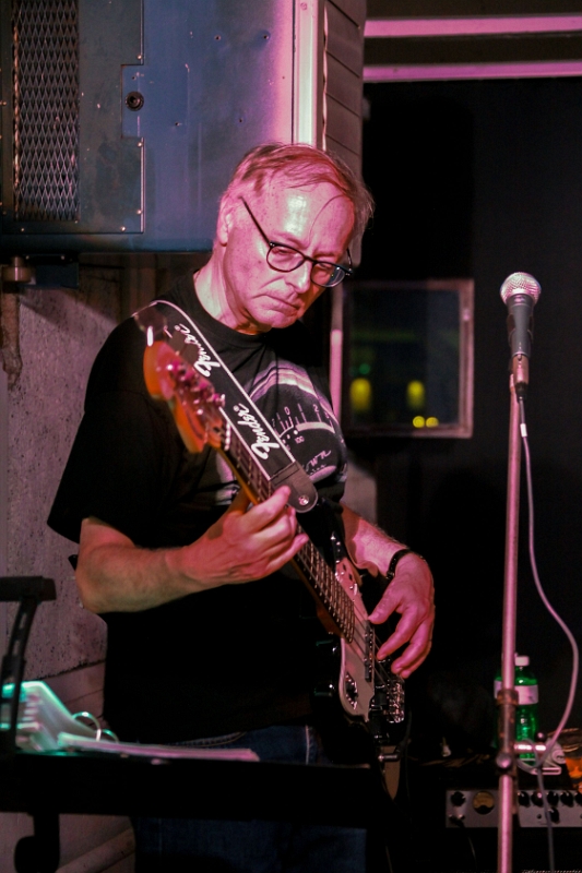 115 18Strings-20170602-Baronessa-9342